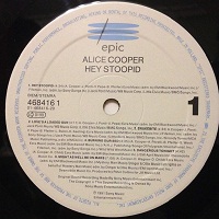 ALICE COOPER – HEY STOOPID